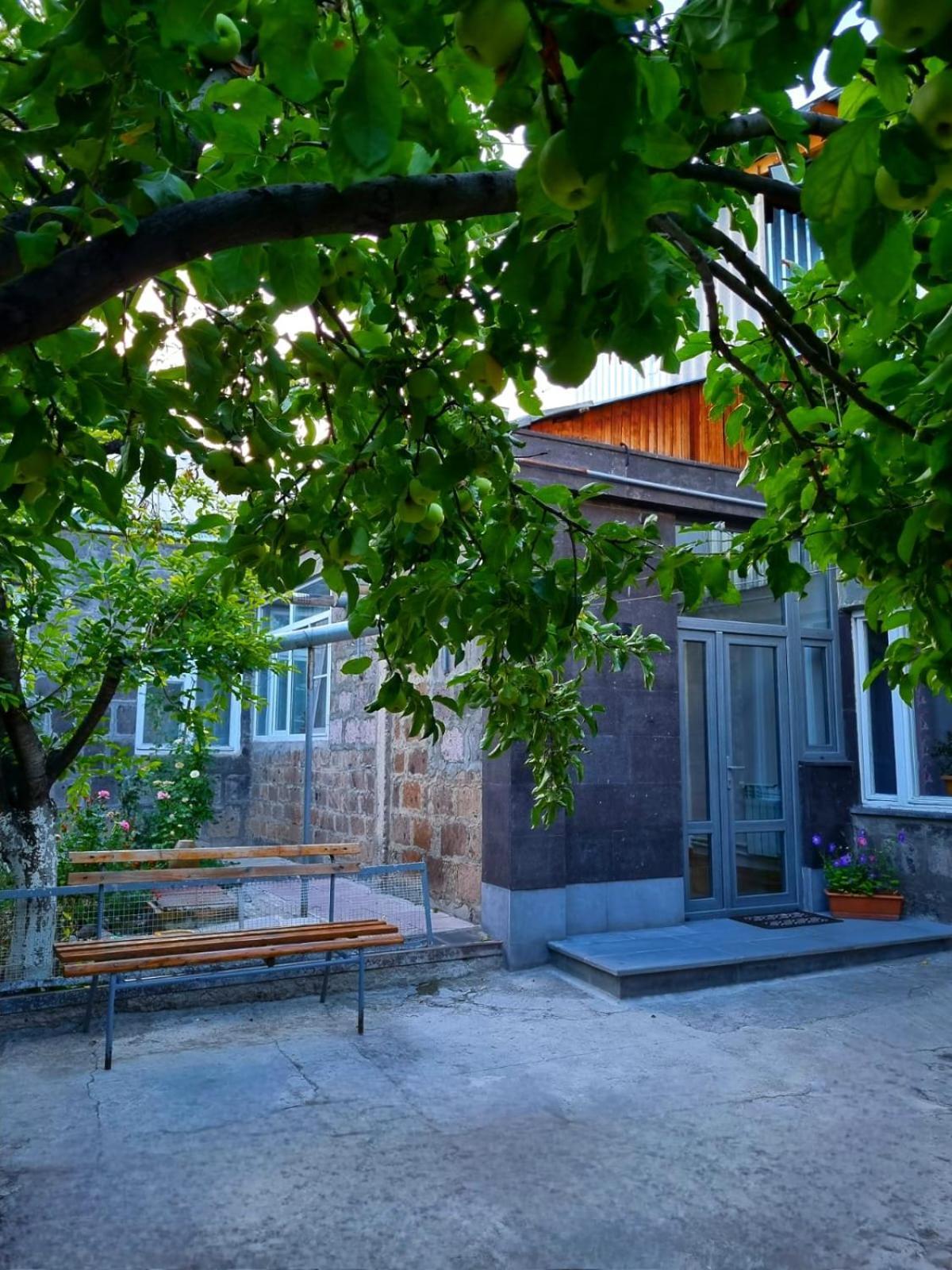 Guest House David'S B&B Gyumri Esterno foto